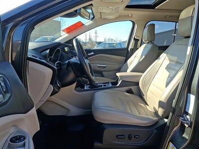 2019 Ford Escape Titanium w/Navi