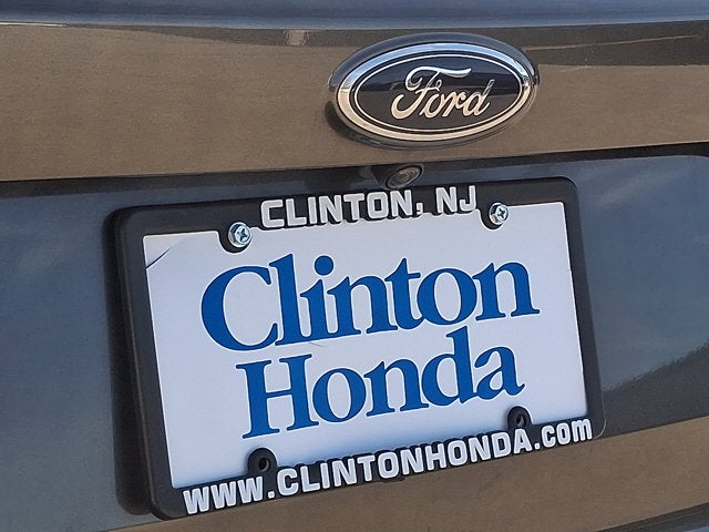 2019 Ford Escape Titanium w/Navi