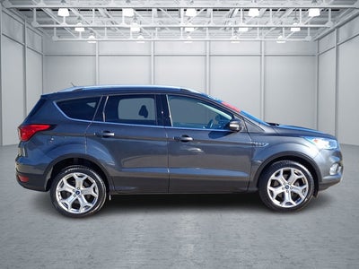 2019 Ford Escape Titanium w/Navi