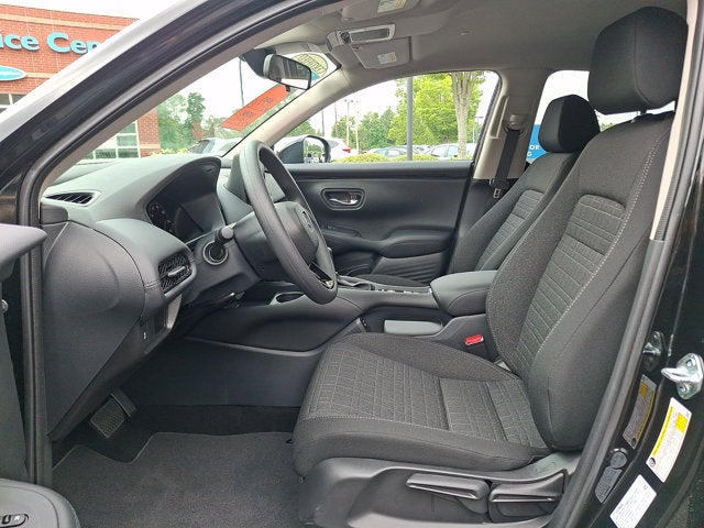 2027 Honda HR-V LX - Photo 13