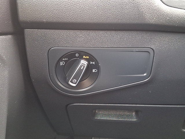 2018 Volkswagen Tiguan SEL Premium w/Navi