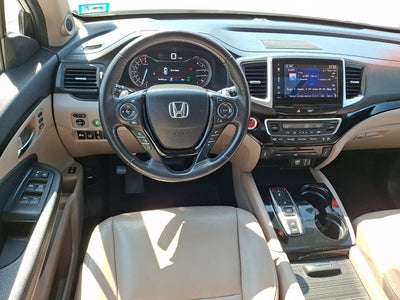 2018 Honda Pilot Touring w/Navi