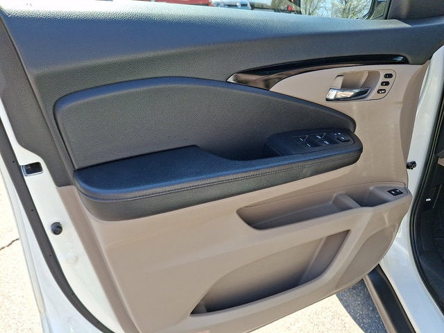 2018 Honda Pilot Touring w/Navi