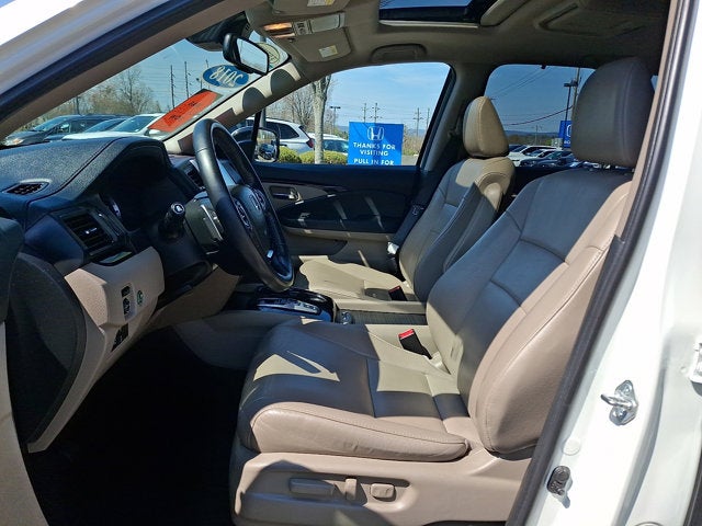 2018 Honda Pilot Touring w/Navi