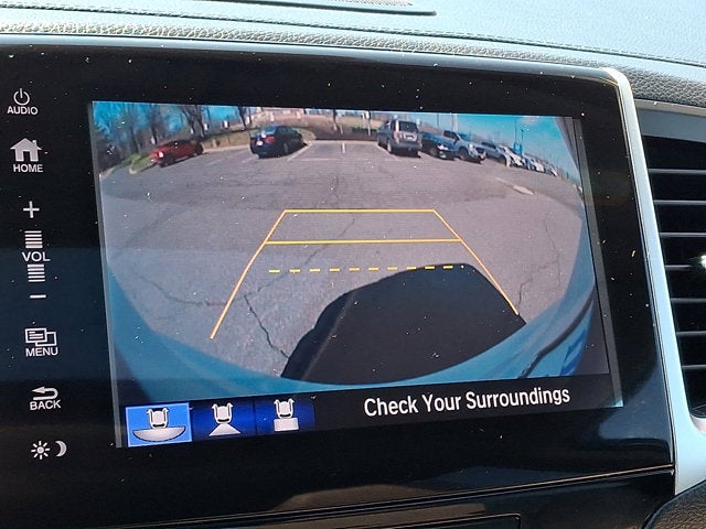 2018 Honda Pilot Touring w/Navi