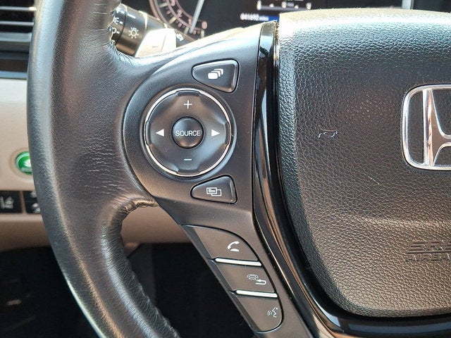 2018 Honda Pilot Touring w/Navi