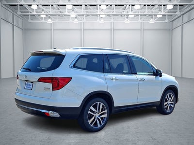 2018 Honda Pilot Touring w/Navi