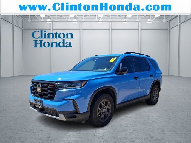 2023 Honda Pilot TrailSport