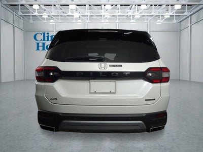 2025 Honda Pilot Touring