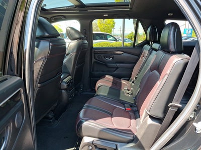 2025 Honda Pilot Black Edition w/Navi