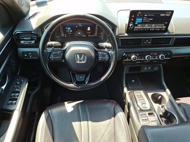 2025 Honda Pilot Black Edition w/Navi