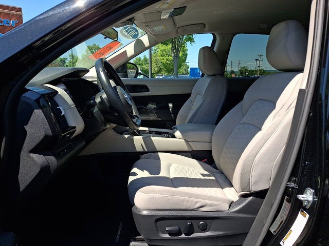 2023 Nissan Pathfinder SV