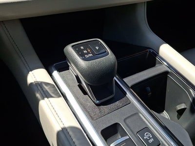 2023 Nissan Pathfinder SV