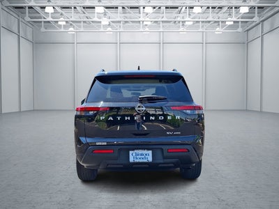 2023 Nissan Pathfinder SV